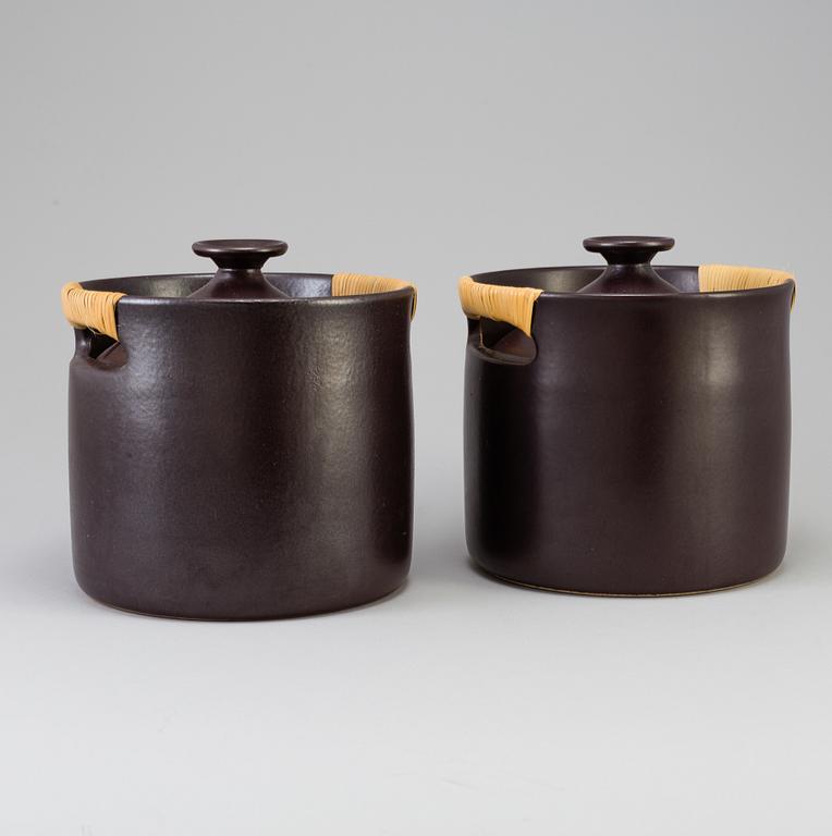 a pair of stoneware cooking pots "Terma" designed by Stig Lindberg for Gustavsberg, 1960s.