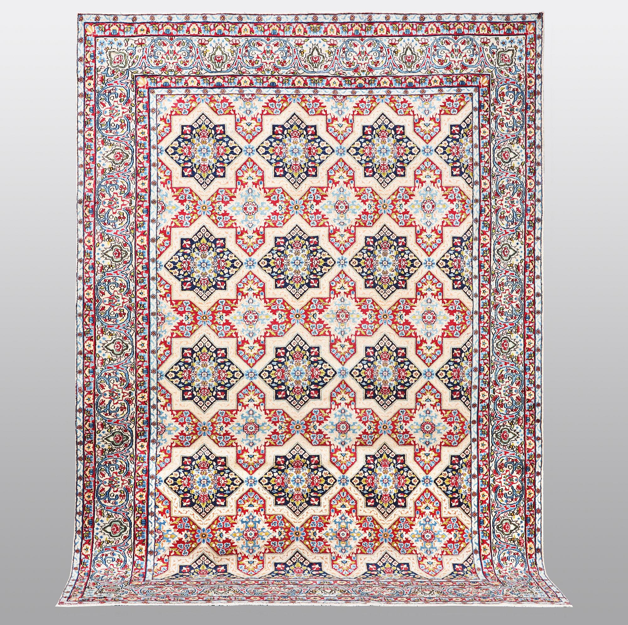 Matto, Kerman, ca 371 x 267 cm.