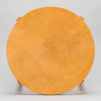 Alvar Aalto, pöytä "73" ja tuoleja, 4 kpl, malli 69, O.Y. Huonekalu-ja Rakennustyötehdas A.B. 1940-luku.