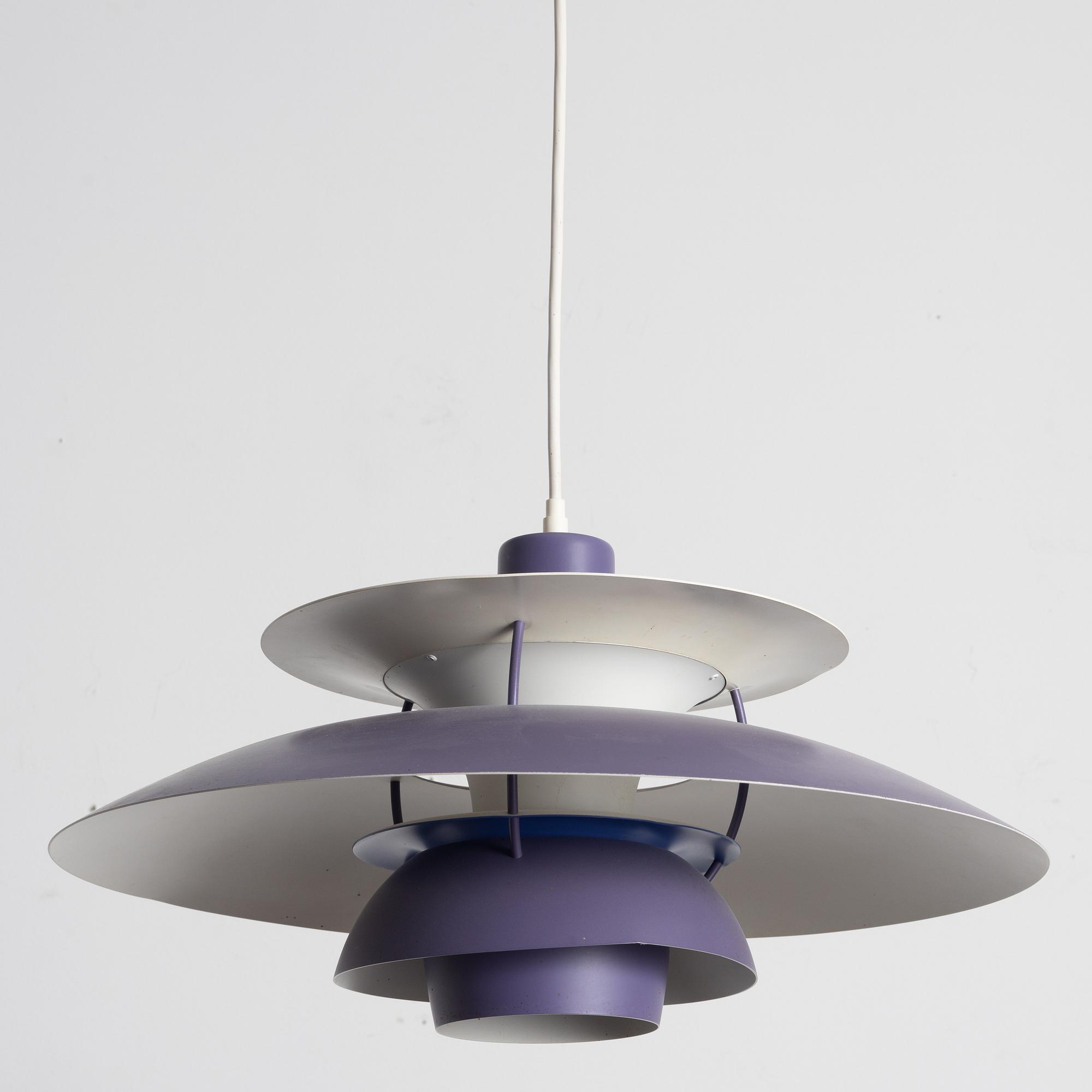 Poul Henningsen, Taklampa "PH 5", Louis Poulsen, Danmark.