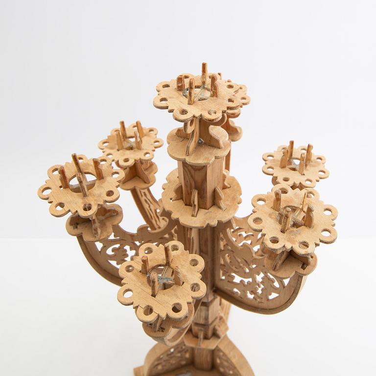 Kandelabrar ett par 1900-talets första hälft.