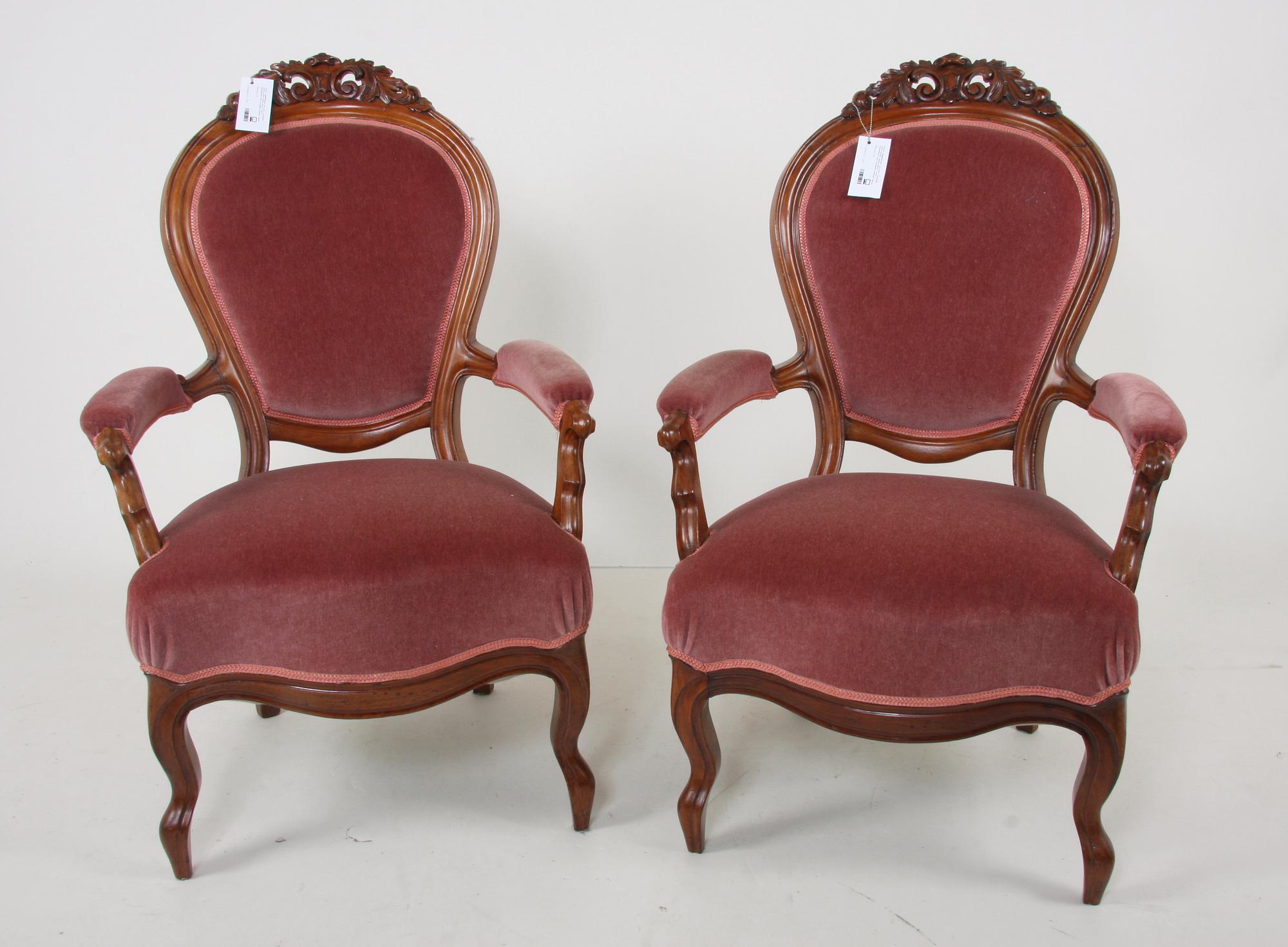 KARMSTOLAR, ett par, nyrokoko, 1800-talets andra hälft. Prov. konstnären Axel Kleimers bostad, Malmö.