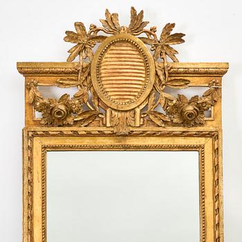 Spegel, av Carl Gustaf Fyrwald (mästare i Stockholm 1776-1825), Gustaviansk.