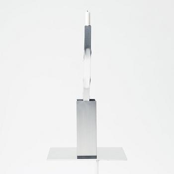 David Taylor, a unique candle holder, "Alu", 2022.