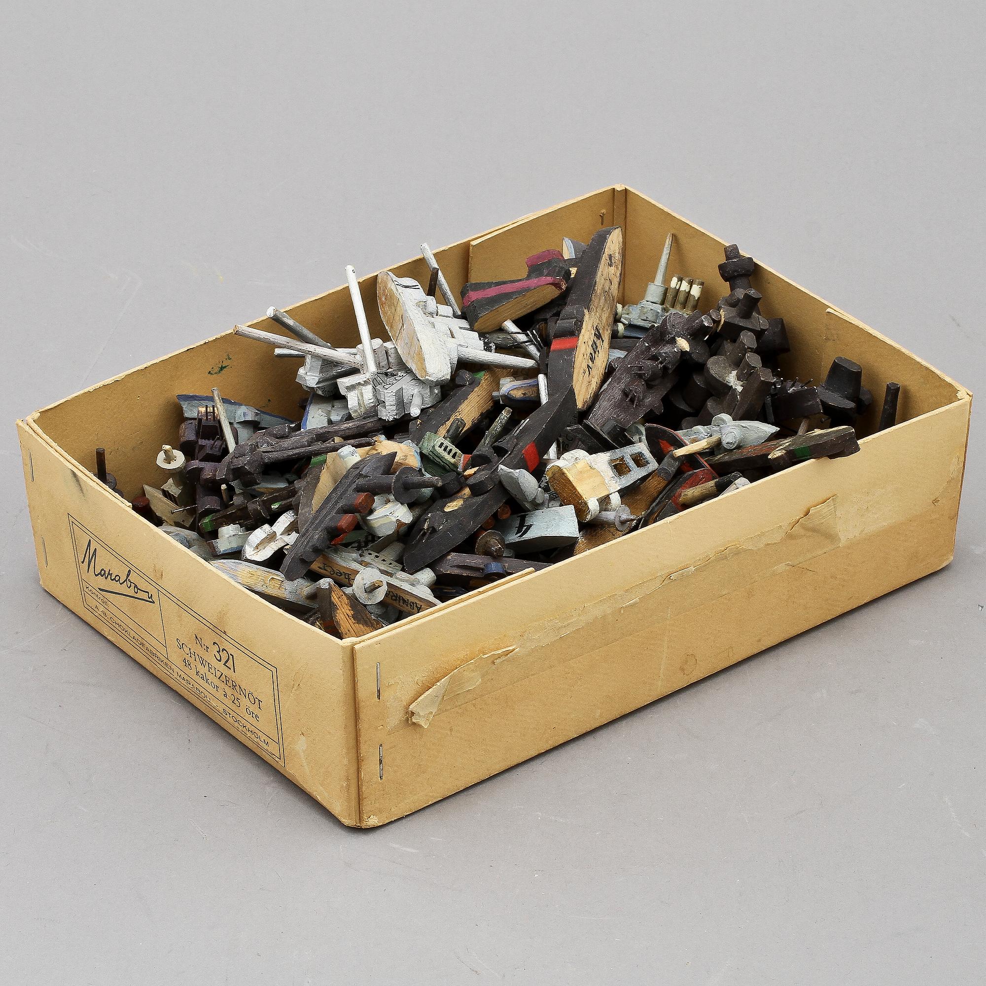 MINIATYRMODELLER, ca 100 st, Ragnar Sandberg, 1900-tal.