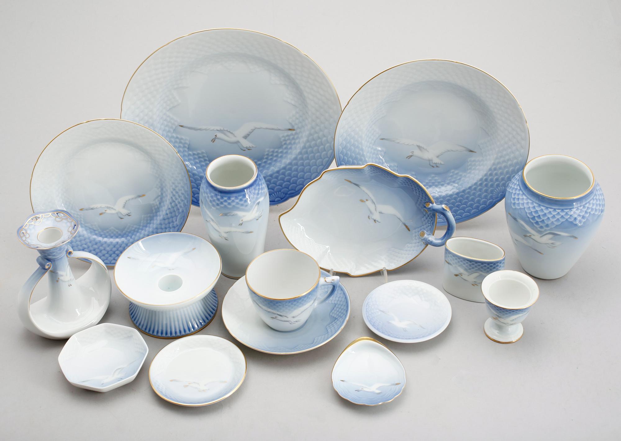 SERVISPORSLIN, 36 delar, Måsen, Bing & Gröndahl.
