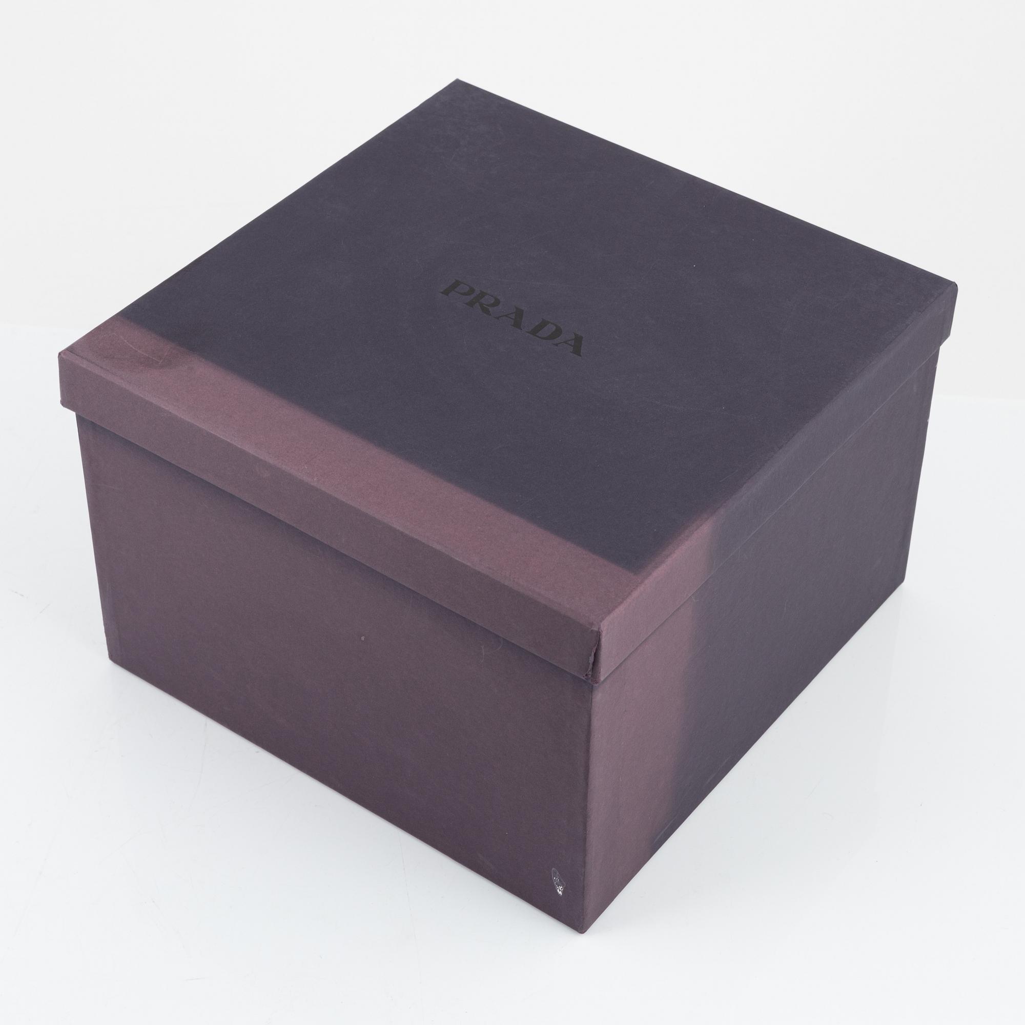 Prada, hatt, storlek S.