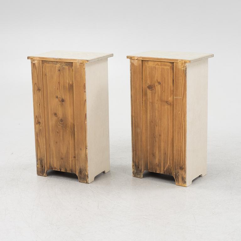 Sängbord, ett par, 1900-tal.
