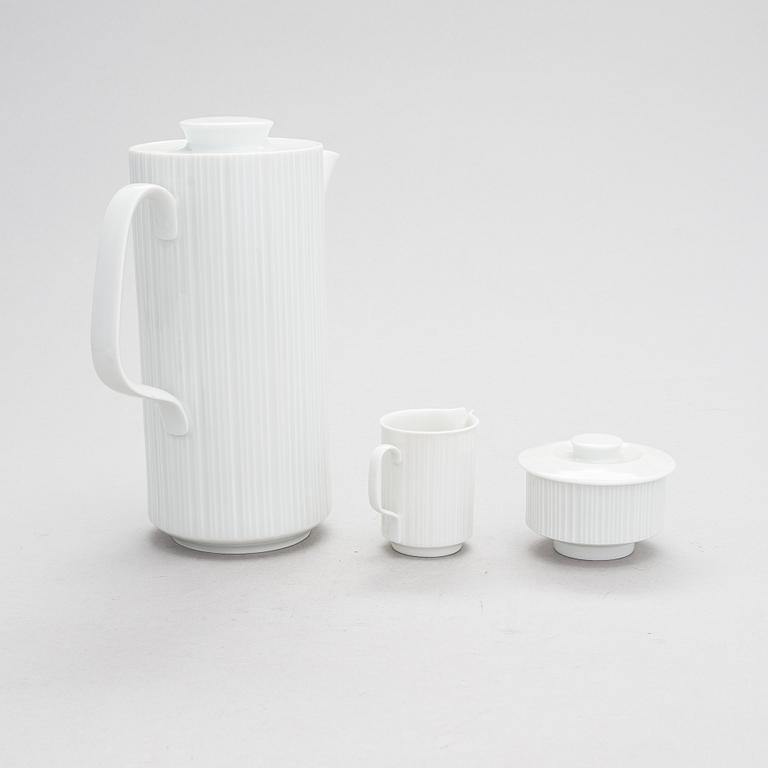 Tapio Wirkkala, a 21-piece 'Variation' porcelain tableware set  for Rosenthal Studio-line, Germany, 1985.