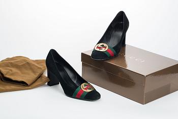 SKOR, Gucci.
