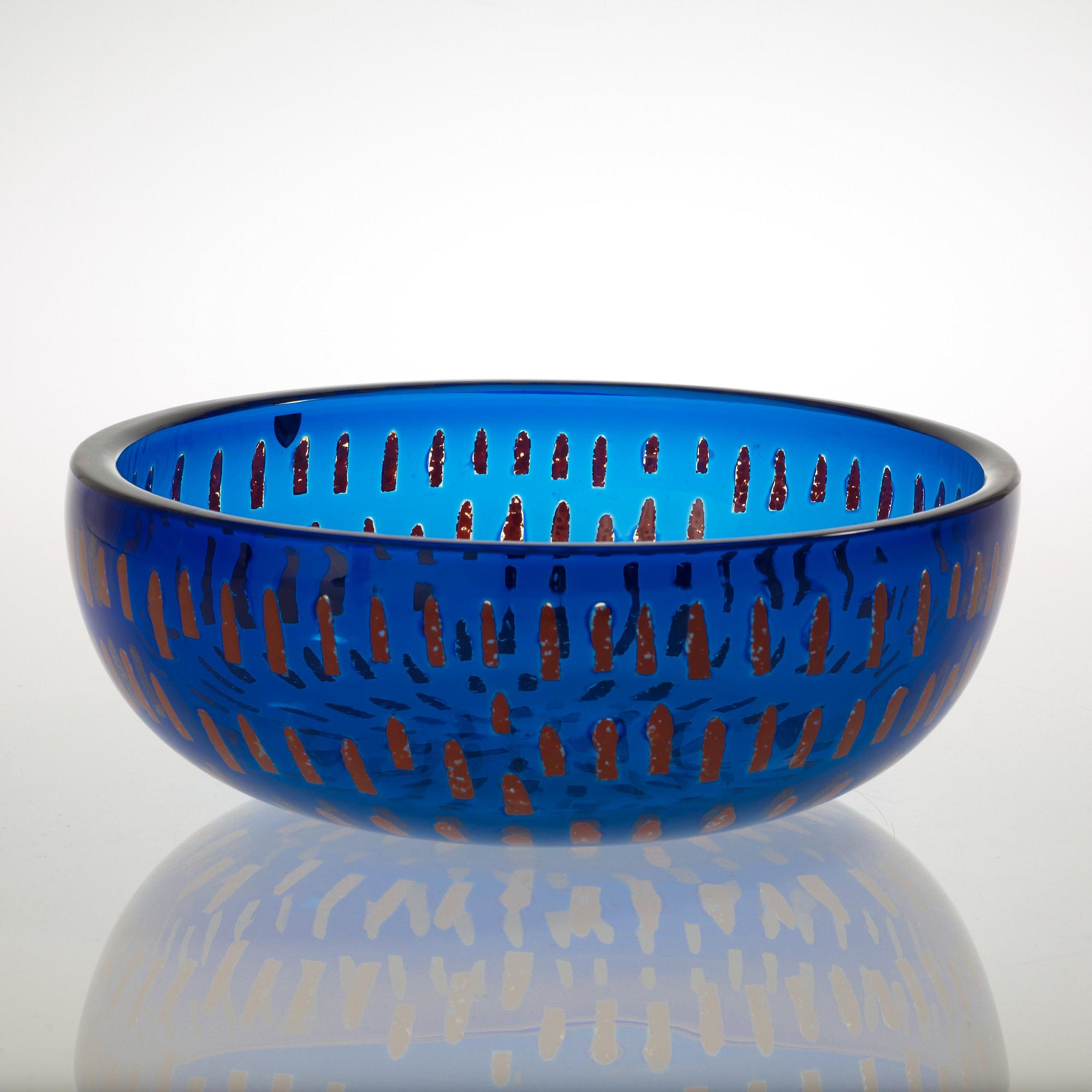 A Sven Palmqvist 'ravenna' glass bowl, Orrefors 1989.