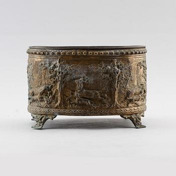 JARDINÄR, mässing, 1800-talets andra hälft.
