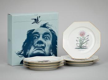 PRYDNADSTALLRIKAR, 12 st, porslin, Salvador Dali för Royal Copenhagen, 1981.