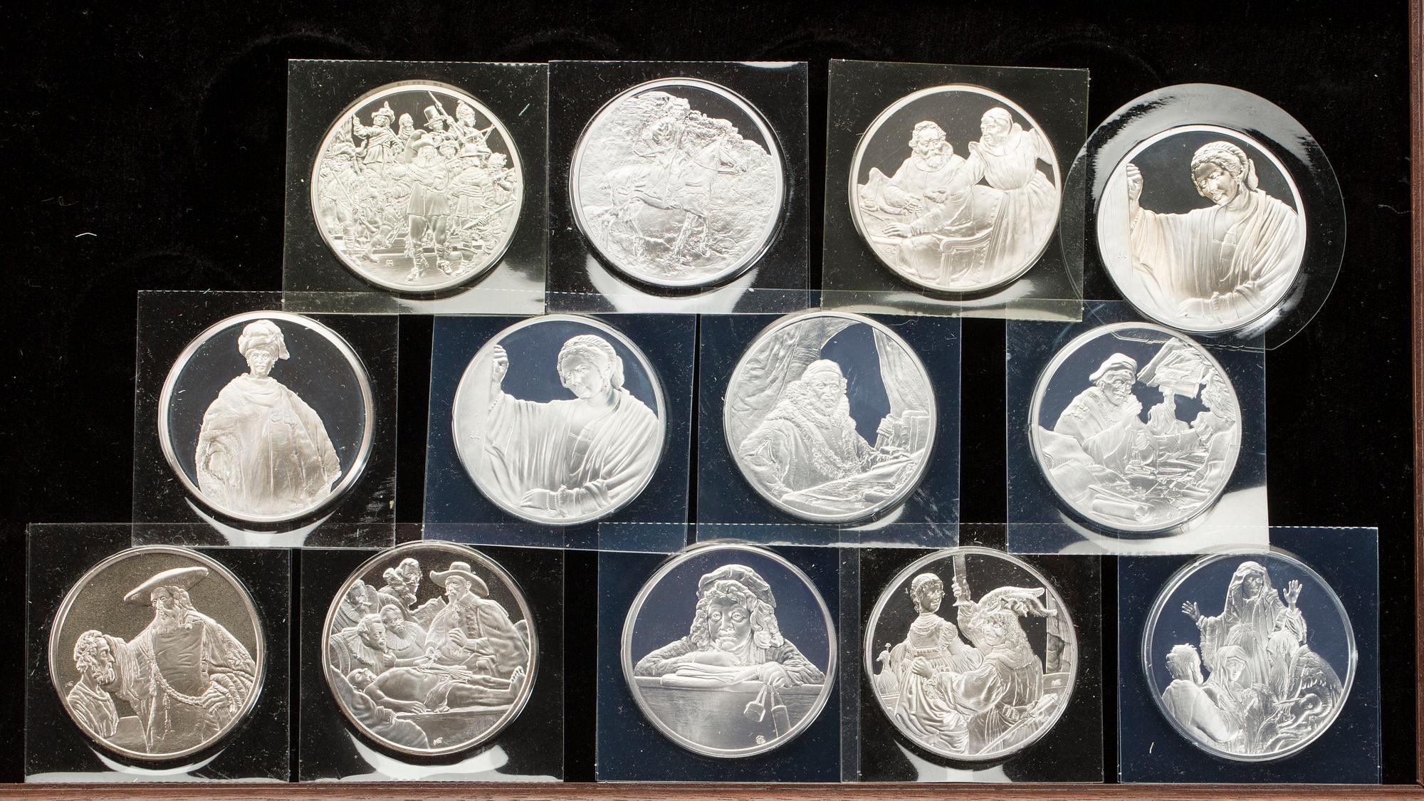 MEDALJER, ca 143 st, sterlingsilver, Franklin Mint, 1900-talets fjärde kvartal. Total vikt ca 6200 gram.