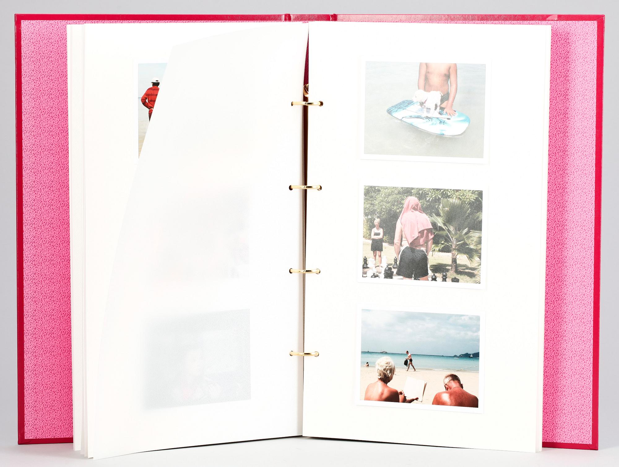 JENS ASSUR, fotoalbum, sign o numr. 121/250.