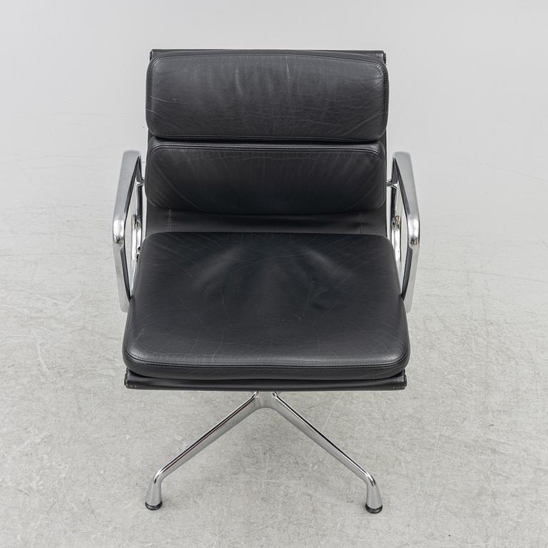 Charles & Ray Eames, an 'EA208 Soft Pad Chair' swivel chair, Vitra, 2010's.