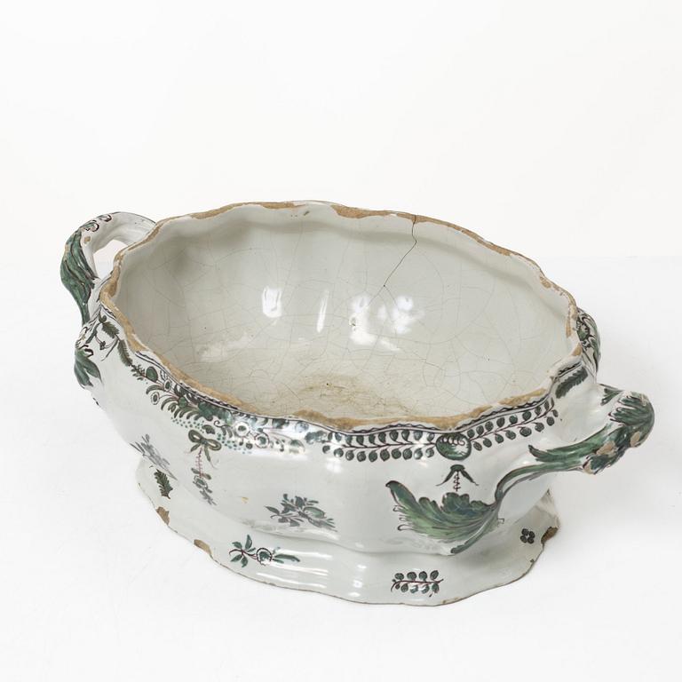 A faience lidded turrine, France, 18th/19th century.