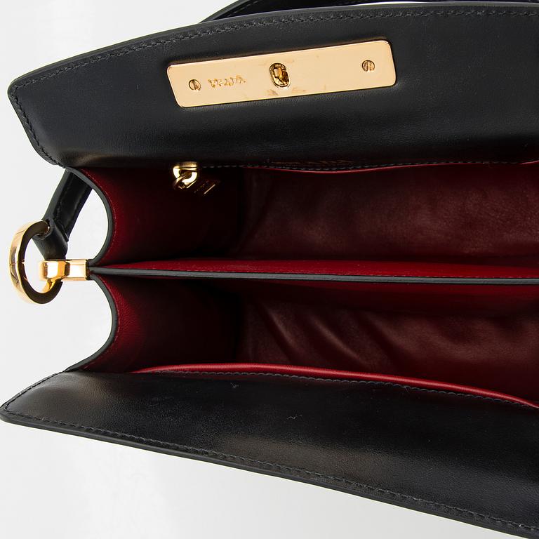 Prada, "Sybille" väska.