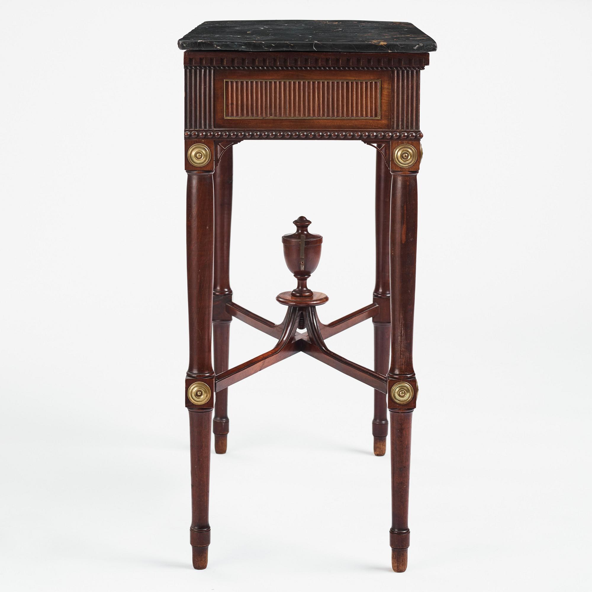 Bord, av Gottlieb Iwersson ( mästare i Stockholm 1778 - 1813 ) ej signerat, Gustavianskt.
