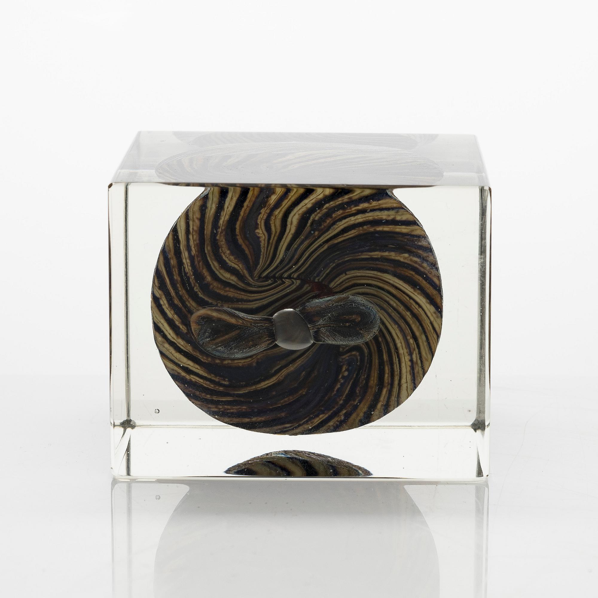 Oiva Toikka, vuosikuutio, signeerattu Oiva Toikka, Nuutajärvi 1980, numeroitu 716/1000.