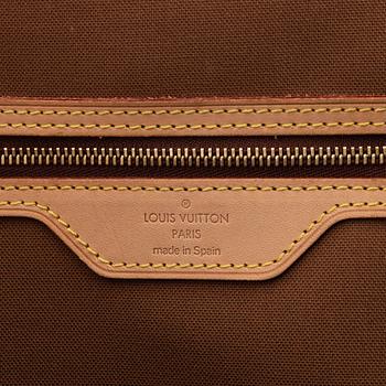 Louis Vuitton, A monogram canvas 'Abbesses' messenger bag, 2004.