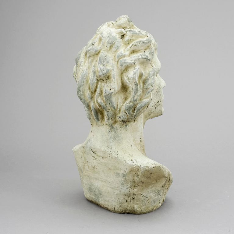 SKULPTUR, bemålat och patinerat lergods, 1900-tal.