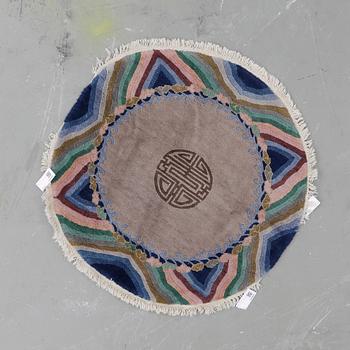 MATTA, Kina, ca Diameter 107 cm.