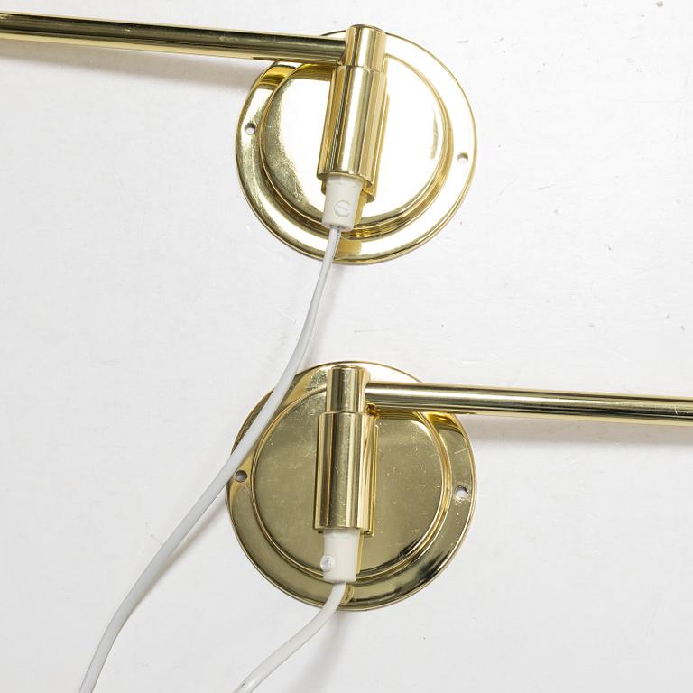 A pair of wall lamps, a pair, late 20th Century.