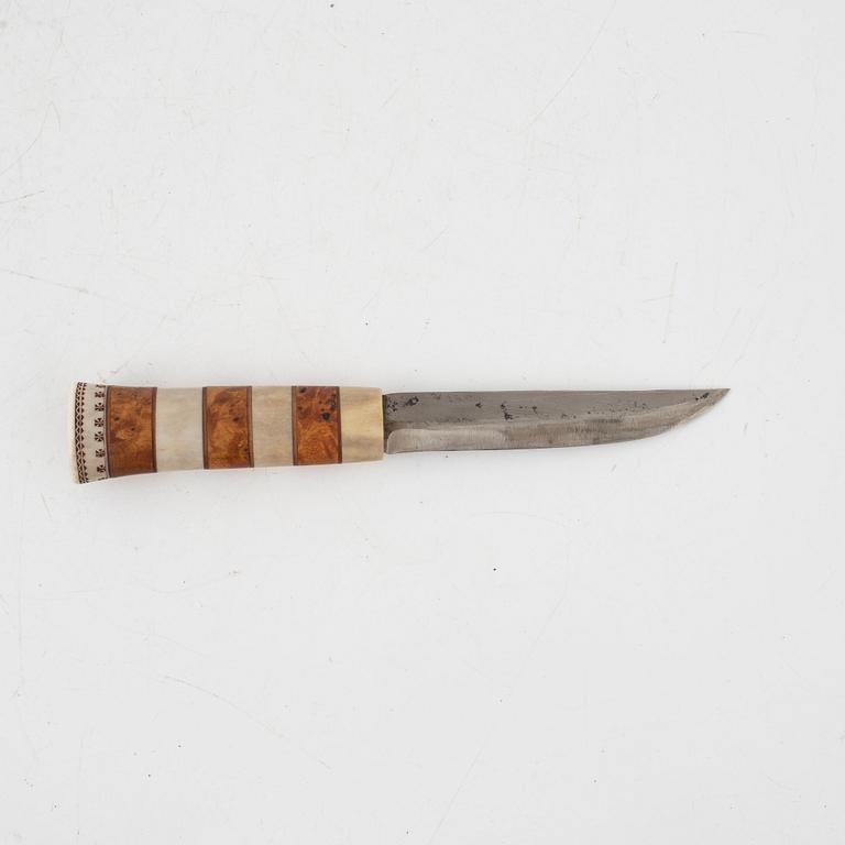 Sune Enoksson, a reindeer horn knife, signed.