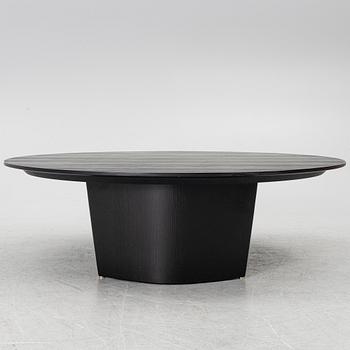 A coffee table, Minotti, Italy, 21st century.
