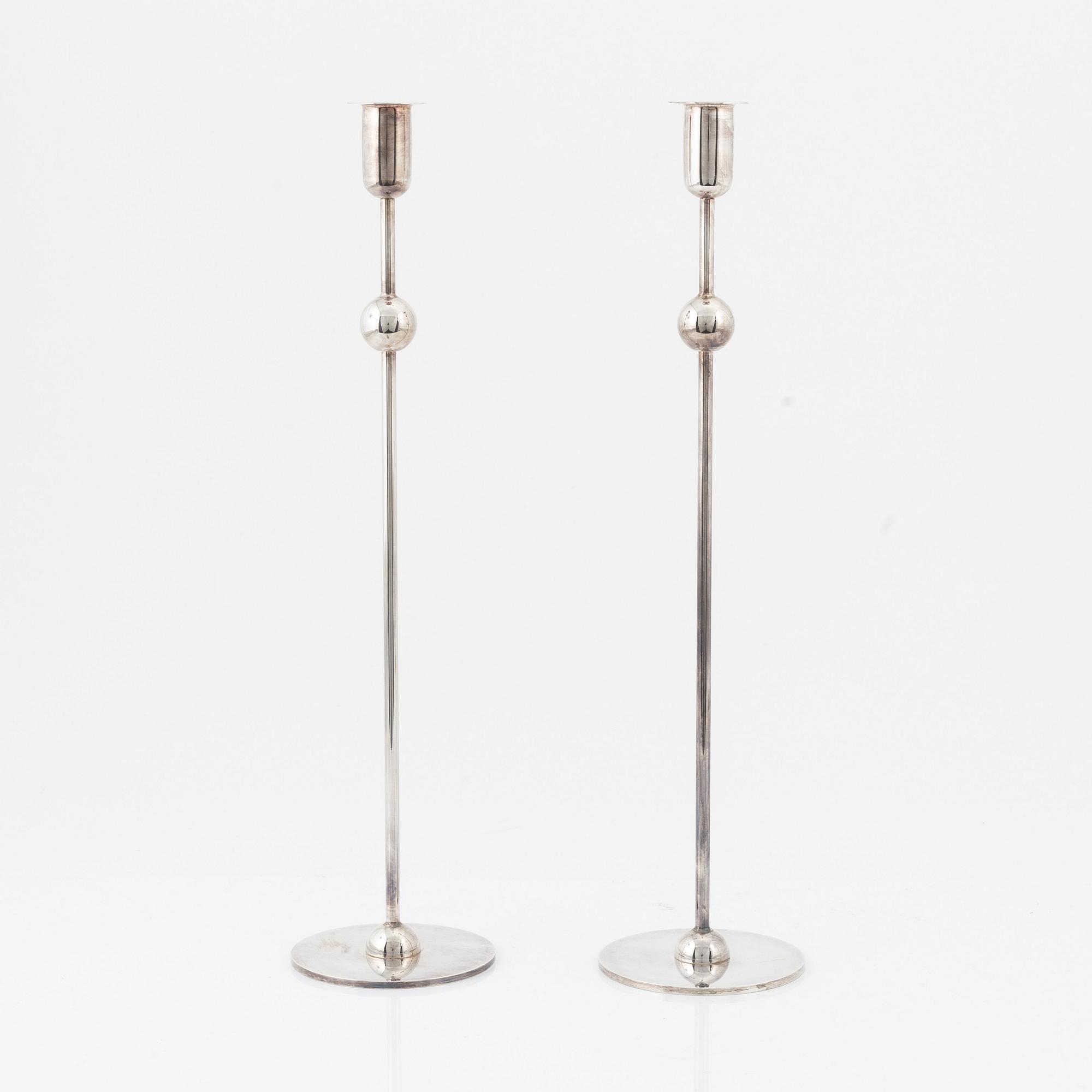 Estrid Ericson, ljusstakar, "Kulan", ett par, Firma Svenskt Tenn.