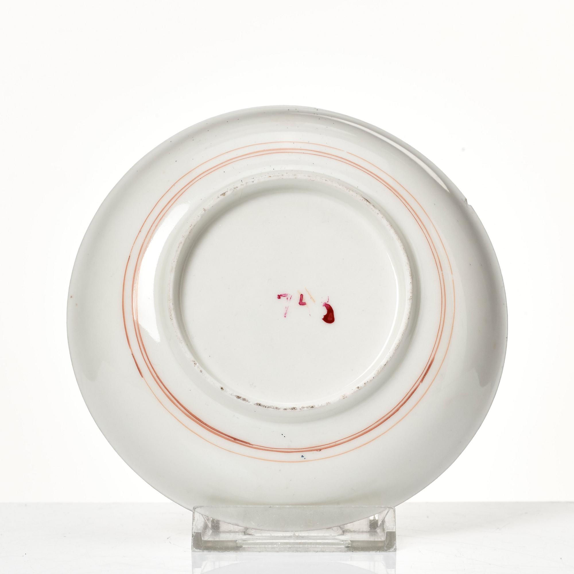 Kopp med fat, porslin. Meissen, 1730/40-tal.
