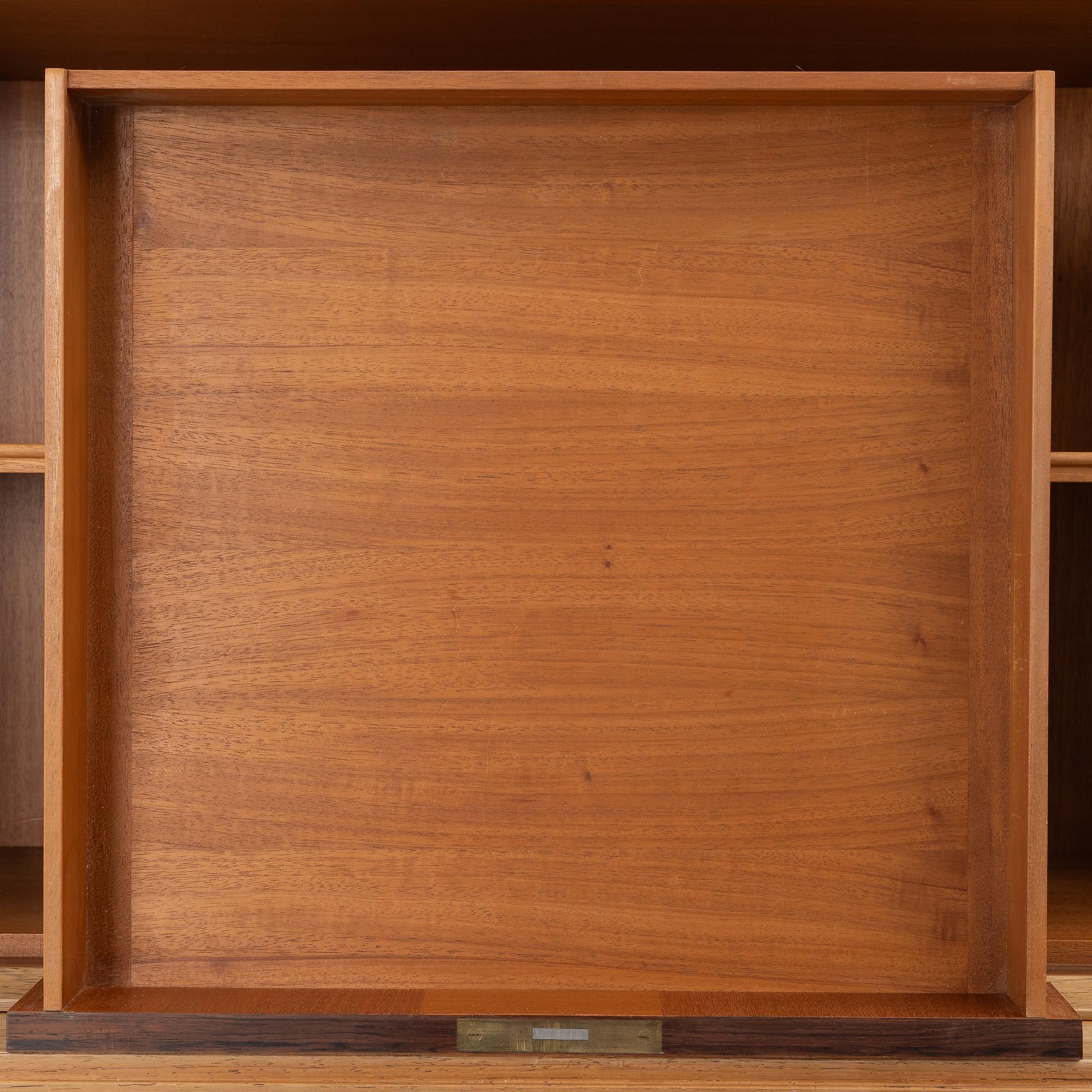 Carl Malmsten, skåp, variant av "Mittens Rike".