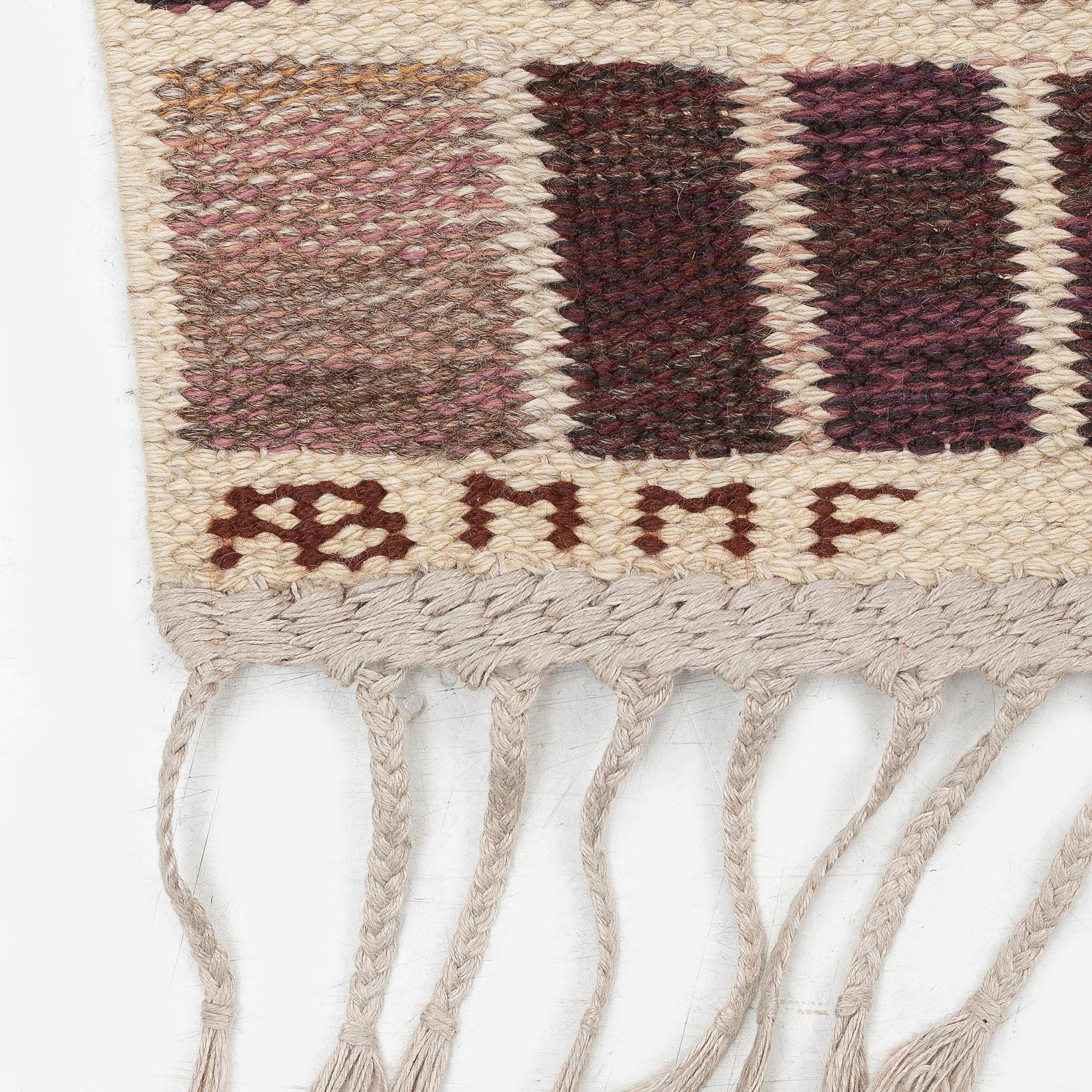 Barbro Nilsson, a 'Salerno grå' ('Kristianstad'), flat weave, c. 268 x 155 cm, signed AB MMF BN.