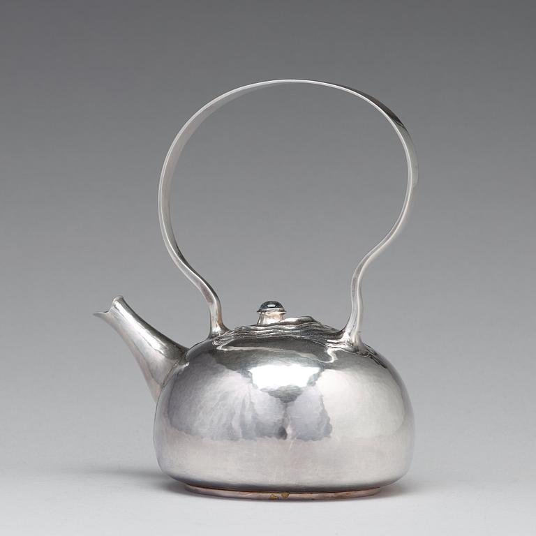 Olle Ohlsson, a sterling silver teapot, Stockholm 1982.