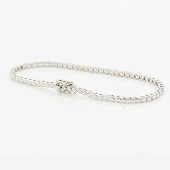 Bracelet 18K white gold with brilliant-cut diamonds.