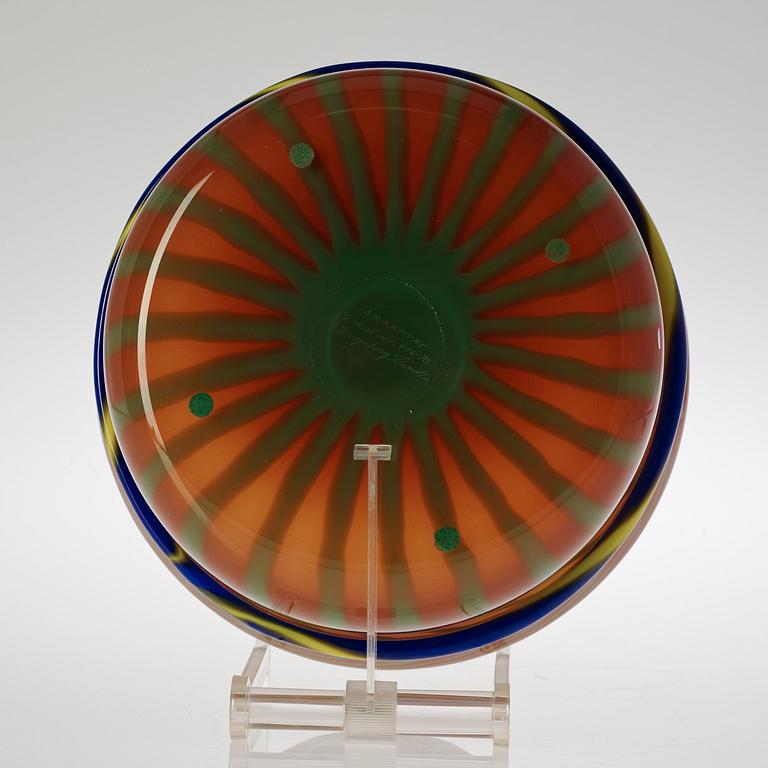 An Ingeborg Lundin graal glass bowl, Orrefors 1970.