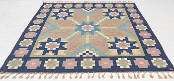 Erik Lundberg, flat weave, Vävaregården, approx. 310 x 205 cm.