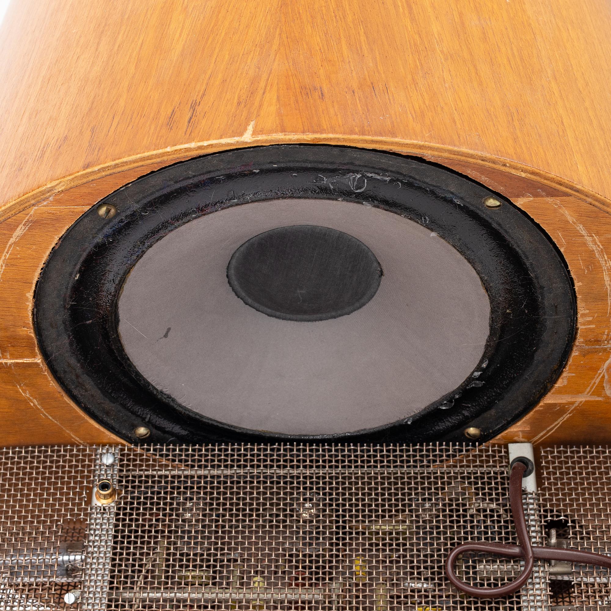 Stig Carlsson, LOAS 1001/”Kolboxen", a pair of loudspeakers, 1959-62, Sweden.