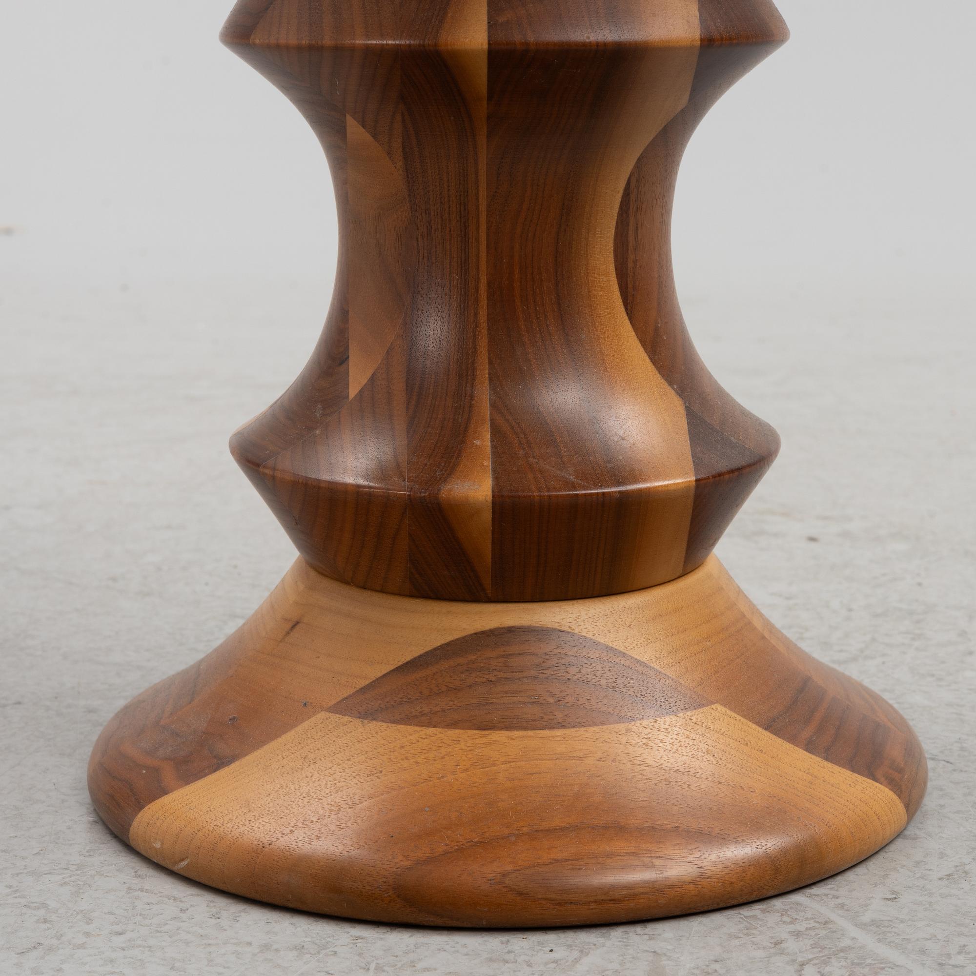 Charles & Ray Eames, pall, "Stools Model C", Vitra.