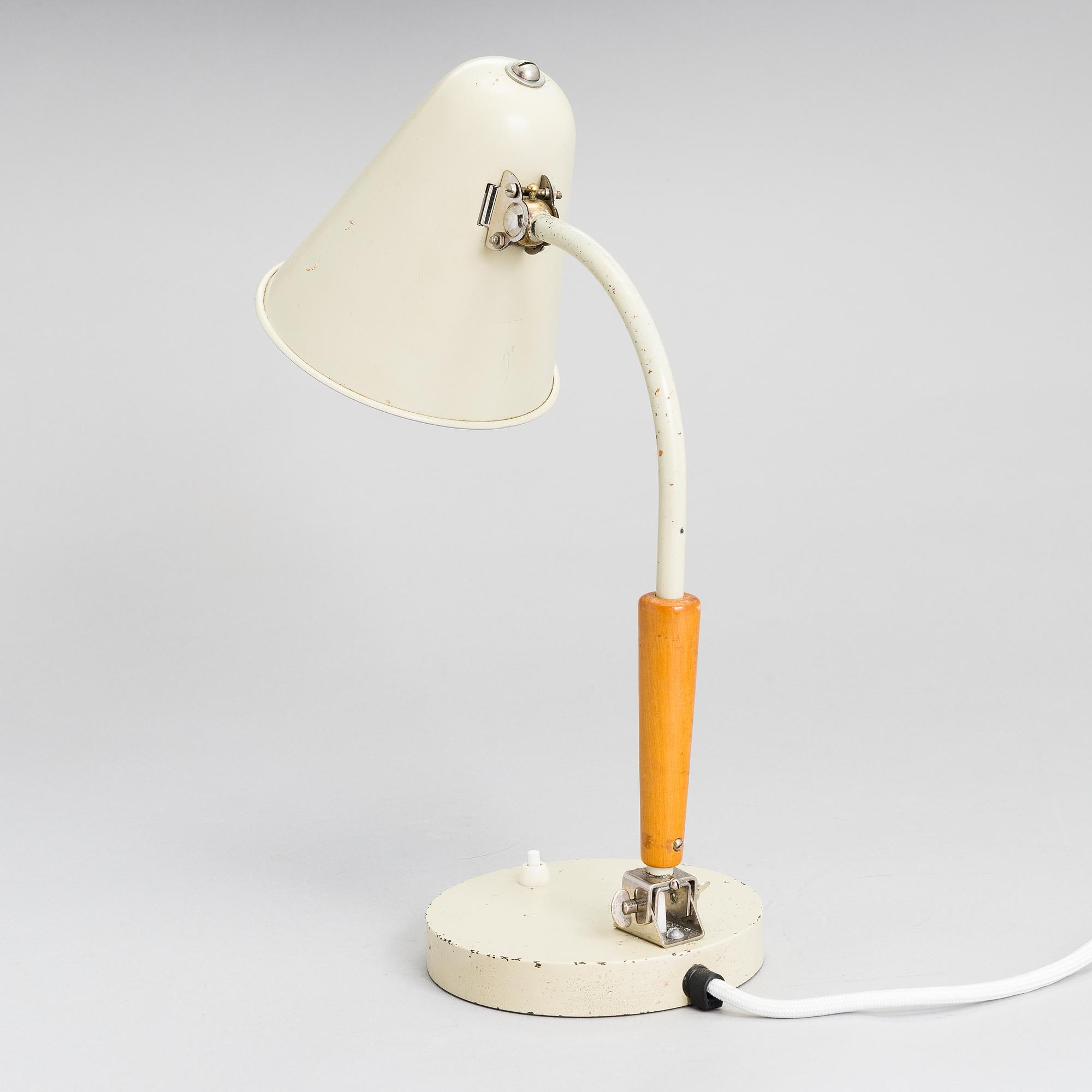A mid-20th century '81408' table lamp for Idman.