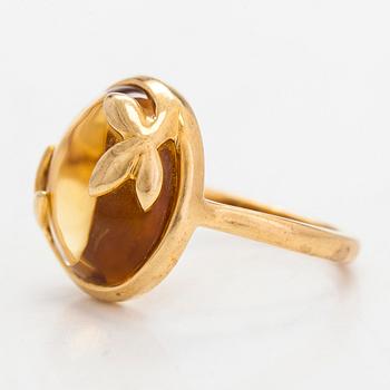 Tiffany & Co, Paloma Picasso, an 18K gold ring, with a cabochon-cut citrine.