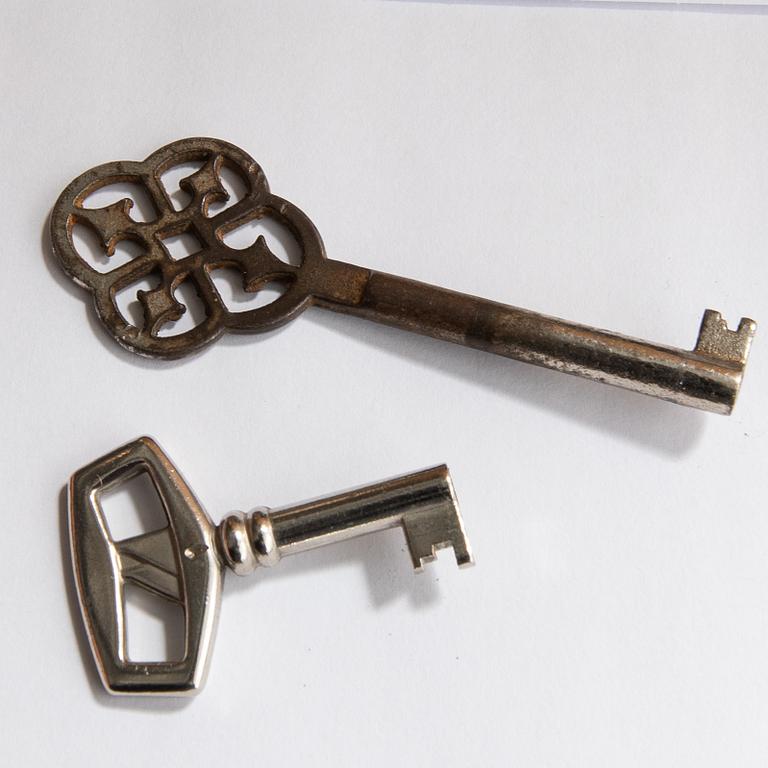 Sideboard Baroque style 1920s/30s Almgren & Plynning Helsingborg.