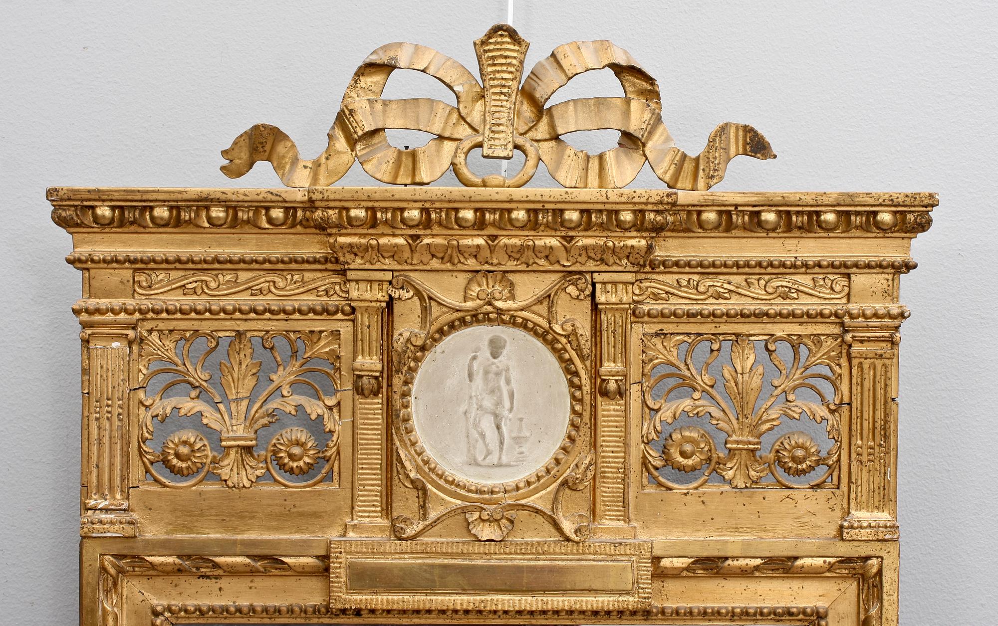 SPEGEL. Stockholmsarbete, 1700-talets slut. Gustaviansk.