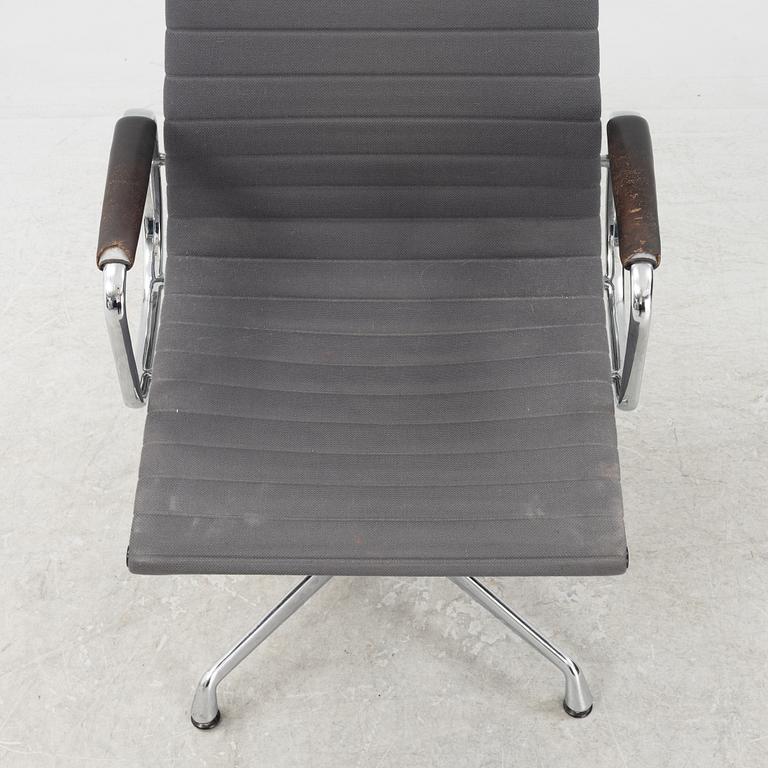 Charles & Ray Eames, karmstol, EA 108, Vitra.