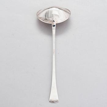 Tillander, silver ladle, 'Käpy' (Cone), Helsinki 1974. Designed by Vilho Ellenberg in the 1920s.