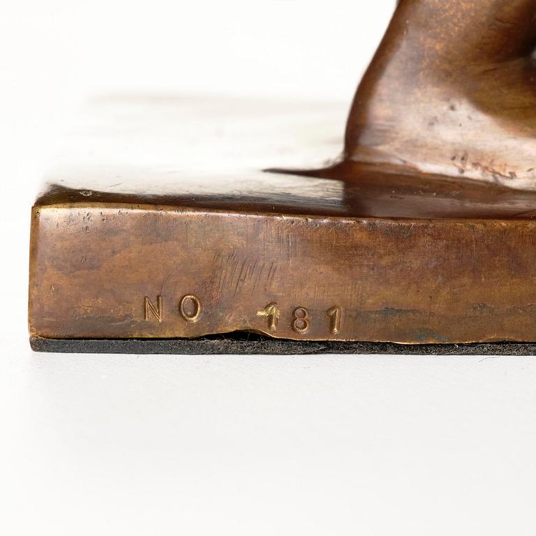 Lisa Larson, sculpture, bronze, "Storseglar'n", Scandia Present, ca. 1978, ed. 181/999, with original box and folder.