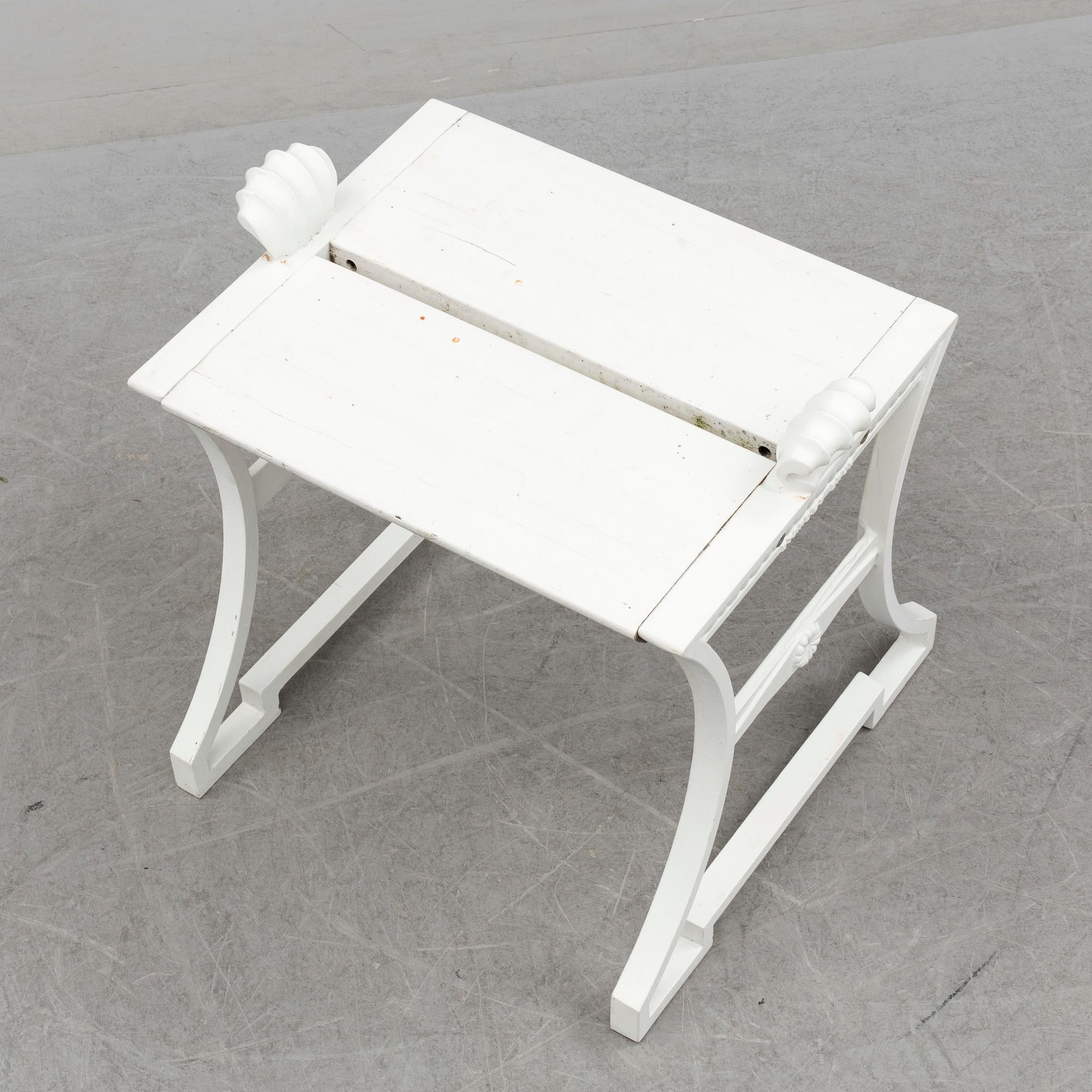 A "Sneckan" bench by Folke Bensow for Byarums bruk in the late 20th century.