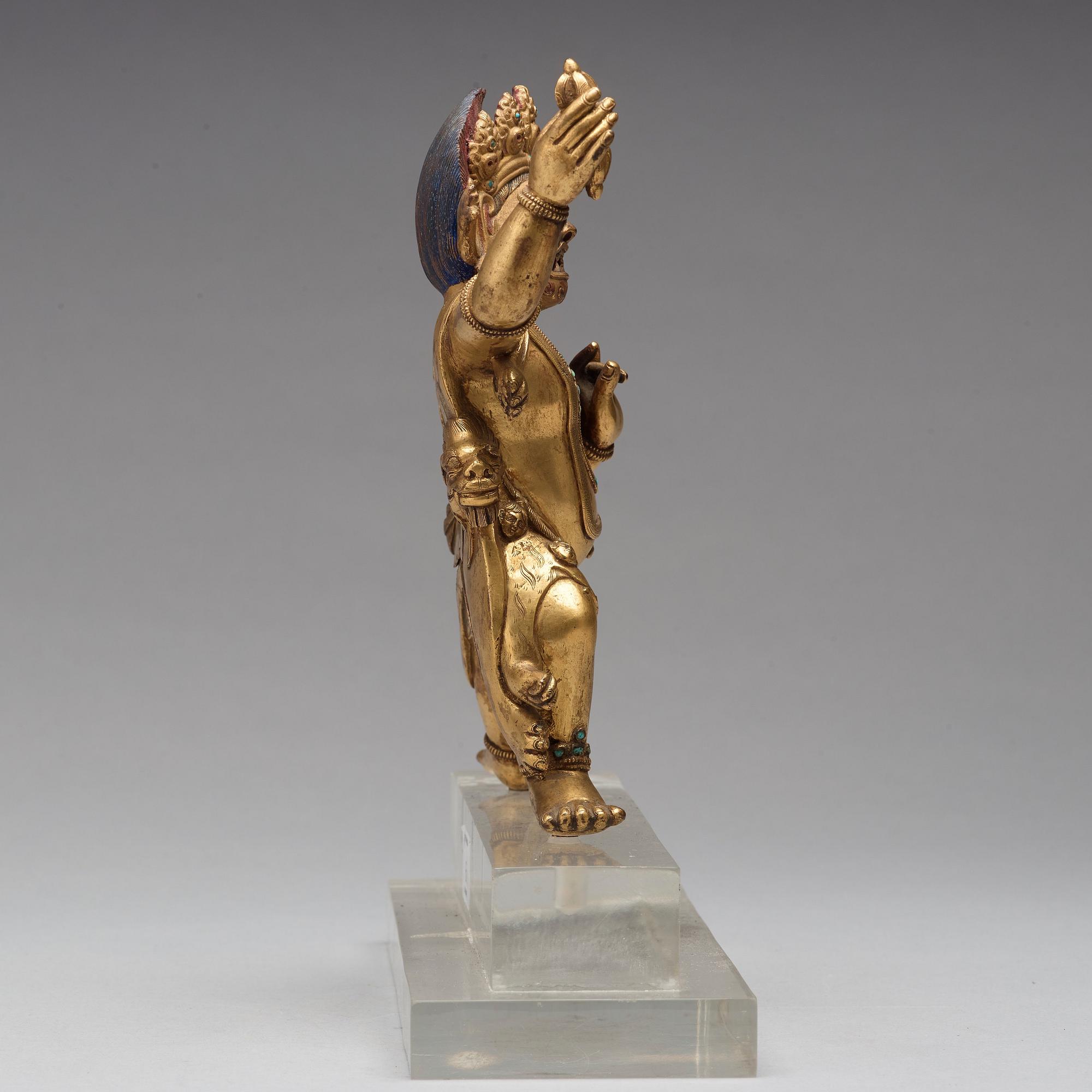 VAJRAPANI, förgylld brons. Sinotibetansk, möjligen 16/1700-tal.