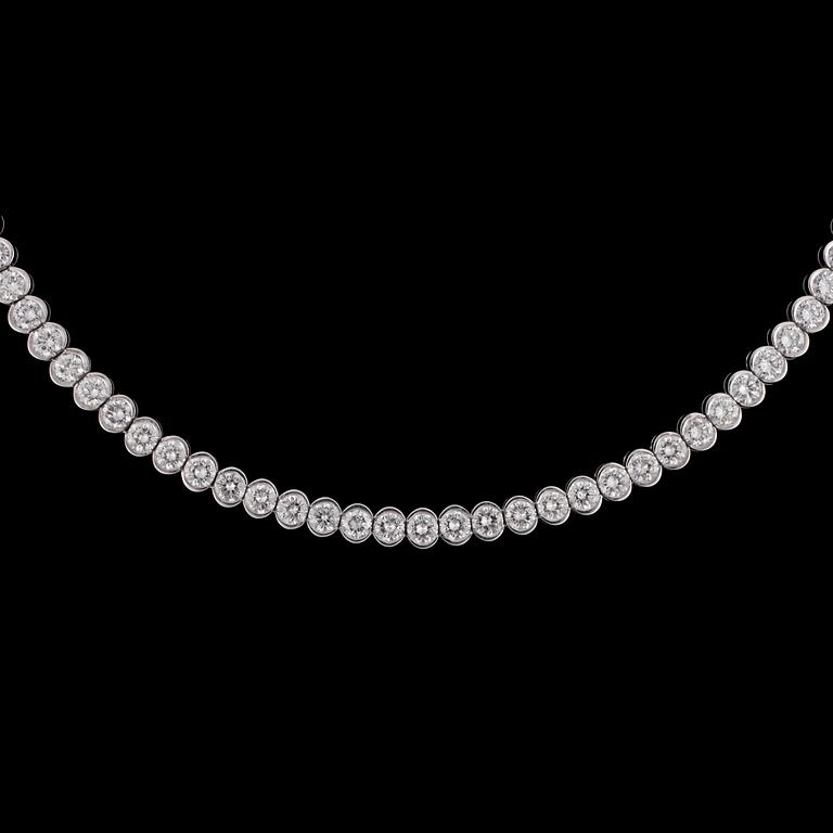 A brilliant cut diamond necklace, tot. 22.27 cts.